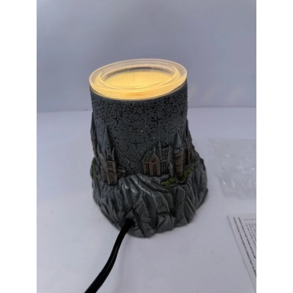Scentsy Harry Potter Hogwarts Wax Warmer Wizarding World Castle Electric Large - Picture 5 of 9